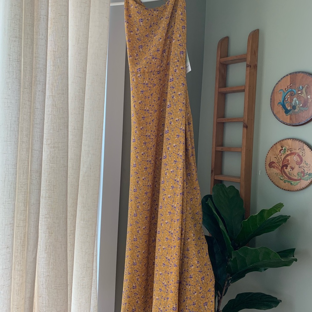NWT XOMandySue Floral Dress